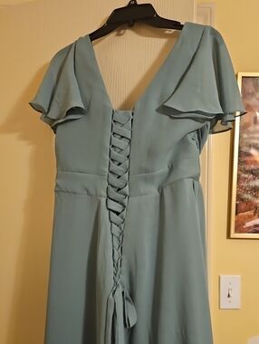 Women’s Sage Green Flutter Sleeve Lace-Up Dress